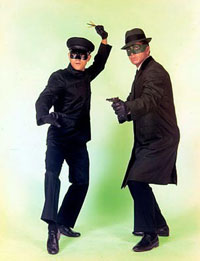 Illustration for article titled Costumed Crimefighters Who Share the Spirit’s Sense of Style